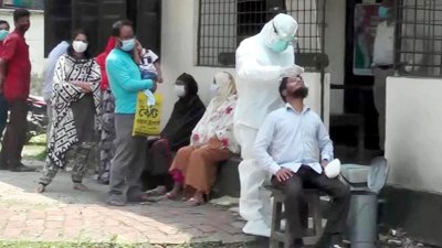 রংপুর বিভাগের চার জেলায় করোনার সংক্রমণ বেড়ে যাওয়ায় নমুনা পরীক্ষার চাপ বেড়ে গেছে