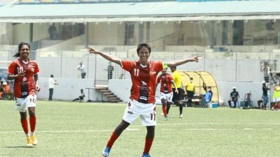 জোড়া গোল করেছেন সাবিনা খাতুন।