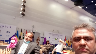 সেলফিতে জিয়া, নিয়াজ ও শিরিন।