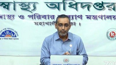 স্বাস্থ্য অধিদফতরের মুখপাত্র অধ্যাপক ডা. নাজমুল ইসলাম। ফাইল ছবি