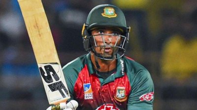 এ কোন মাহমুদউল্লাহ!