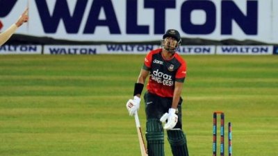 আস্থার প্রতিদান দিতে পারেননি সৌম্য