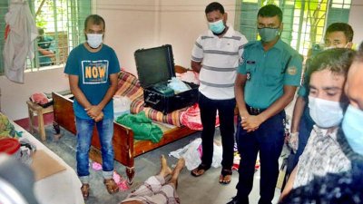 বরিশালে হোমিও চিকিৎসকের হাত-পা বাঁধা লাশ উদ্ধার