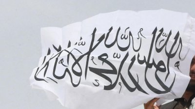 কাবুলজুড়ে উড়ছে তালেবানের পতাকা