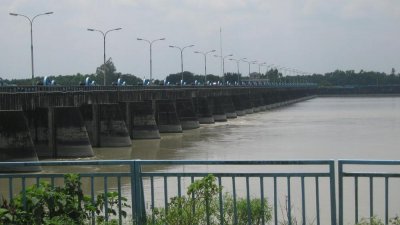 শুক্রবার থেকে তিস্তার পানি বাড়া-কমা করছে