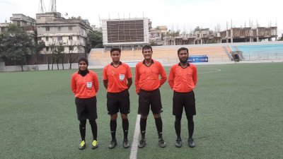 সালমা আক্তার (বায়ে), বাংলাদেশ প্রিমিয়ার লিগে প্রথম নারী হিসেবে ম্যাচ পরিচালনা করেছেন