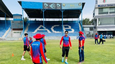 কাবুলে চলছে আফগান ক্রিকেটারদের অনুশীলন