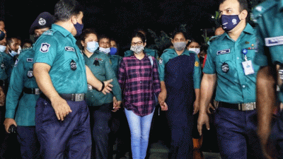 পুলিশের হেফাজতে পরীমণি (ফাইল ফটো)