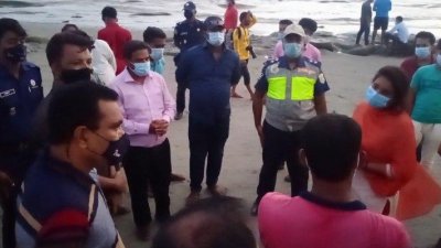 স্বাস্থ্যবিধি না মানায় পর্যটককে জরিমানা