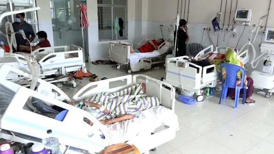 বরিশাল শের-ই-বাংলা মেডিক্যাল কলেজ হাসপাতালের করোনা ওয়ার্ড