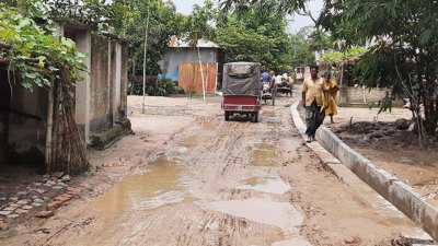 গাবতলী উপজেলার সোনারায়-ডাকুমারা ১০ কিলোমিটার সড়কের বেহাল দশা