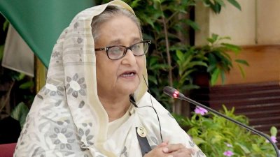 গণভবন থেকে ভিডিও কনফারেন্সিংয়ের মাধ্যমে একনেক বৈঠকে সভাপতিত্ব করেন প্রধানমন্ত্রী শেখ হাসিনা, ছবি: ফোকাস বাংলা