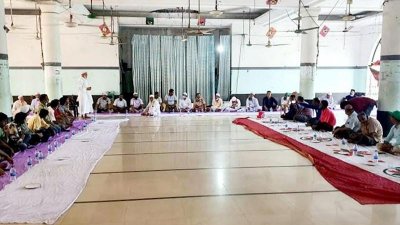 ব্রাহ্মণবাড়িয়ার সংসদ সদস্য র.আ.ম উবায়দুল মোকতাদির চৌধুরীর জন্য দোয়া অনুষ্ঠানের আয়োজন করেছেন হেফাজতের নেতাকর্মীরা