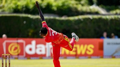 শেষ ওভারে দারুণ বোলিং করেছেন এনগারাভা।