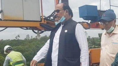 রেলমন্ত্রী নুরুল ইসলাম সুজন