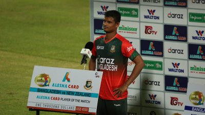 ম্যাচসেরা নাসুম আহমেদ