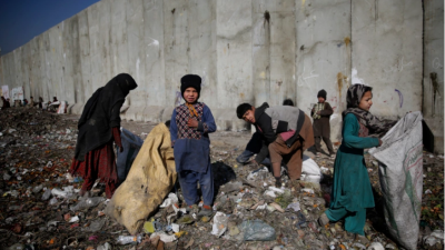 ভেঙে পড়ার ঝুঁকিতে আফগান অর্থনীতি