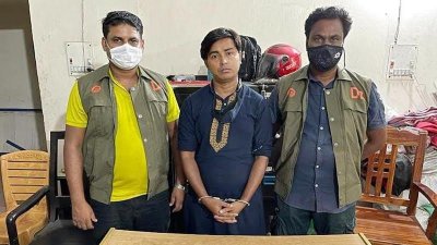 সিরাজগঞ্জ জেলা ছাত্রদলের সভাপতি জুনায়েদ আহম্মেদ সবুজ গ্রেফতার