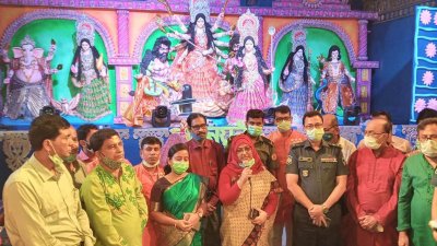 বক্তব্য রাখছেন জেলা প্রশাসক অঞ্জনা খান মজলিশ
