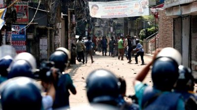 পল্টনে ধাওয়া পাল্টা ধাওয়া