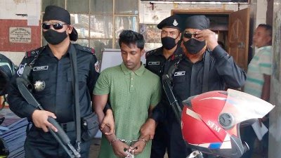 আনসারের ২ সদস্যকে ছুরিকাঘাতকারীর মাহফুজুর রহমান গ্রেফতার