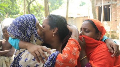 নিহতের স্বজনদের আহাজারি
