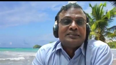 ওয়েবিনারে বক্তব্য রাখছেন জ্বালানি সচিব আনিছুর রহমান