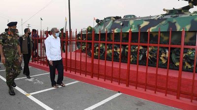 ইটনার বিভিন্ন উন্নয়নমূলক কার্যক্রম পরিদর্শনে রাষ্ট্রপতি