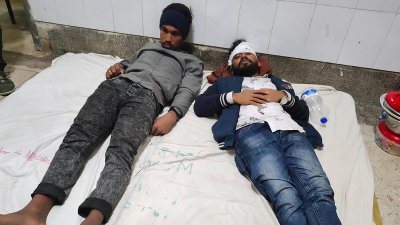 শনিবারের সংঘর্ষে আহত দুজন