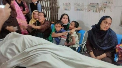 নিহতের স্বজনদের আহাজারি
