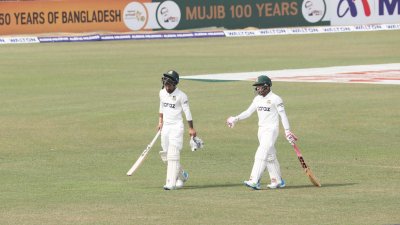 বাংলাদেশ-পাকিস্তানের প্রথম টেস্টের দ্বিতীয় দিন আজ