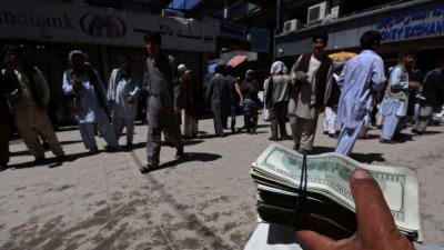 অর্থনৈতিক সংকটের মধ্য দিয়ে যাচ্ছে আফগানিস্তান