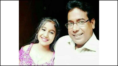 বাবা আলতাফ হোসেনের সঙ্গে মেয়ে বেলী আক্তার