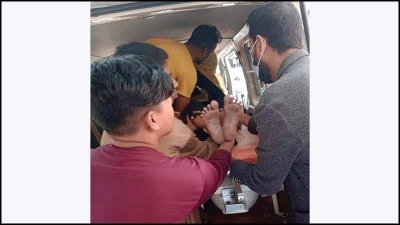 ঢাকা নেওয়ার পর মারা যান ওই নারী