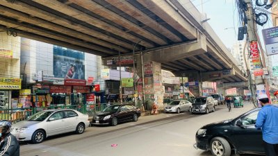 শহীদ সাংবাদিক সেলিনা পারভীন সড়কের একাংশ