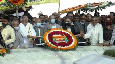 জিয়াউর রহমানের মাজারে বিএনপি নেতাদের শ্রদ্ধা