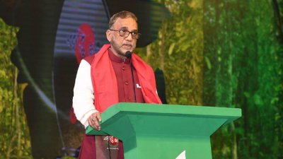 অনুষ্ঠানে বক্তব্য রাখছেন পরিবেশ, বন ও জলবায়ু পরিবর্তন মন্ত্রী  মো. শাহাব উদ্দিন