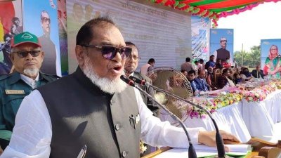 মুক্তিযুদ্ধ বিষয়ক মন্ত্রী আ ক ম মোজাম্মেল হক