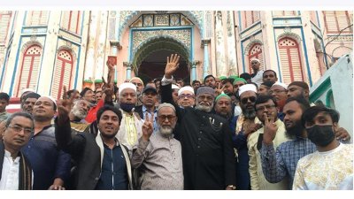 কদম রসূল দরগা এলাকায় নেতাকর্মীদের সঙ্গে অ্যাডভোকেট তৈমুর আলম খন্দকার