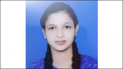 মীম আক্তার