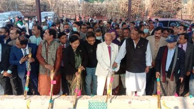 দর্শনা কেরু চিনিকলের আখ মাড়াই কার্যক্রমের উদ্বোধনী অনুষ্ঠানে বাণিজ্যমন্ত্রী ও শিল্পমন্ত্রী