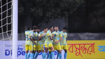 টাইব্রেকারে হেরেছে আবাহনী।