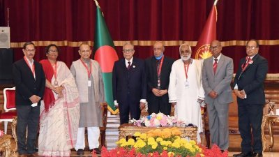রাষ্ট্রপতির সঙ্গে গণতন্ত্রী পার্টির নেতারা