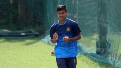 বাংলাদেশ অনূর্ধ্ব-১৯ দলের স্পিনার আহসান হাবিব লিয়ন