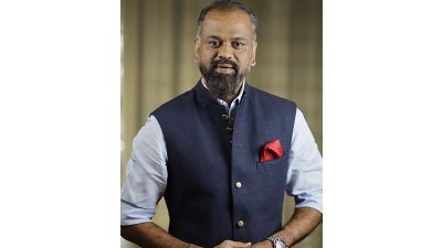 রাসেল টি আহমেদ