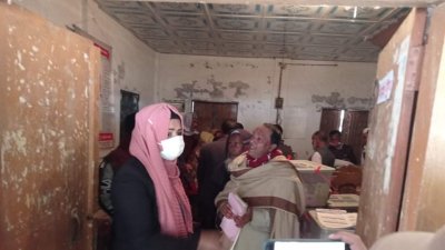 জেলার নির্বাহী ম্যাজিস্ট্রেট তামান্না রহমান জুথী কেন্দ্র পরিদর্শন করেন