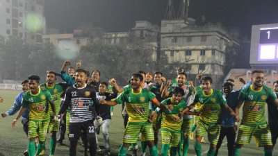 রহমতগঞ্জের ফাইনালে ওঠার আনন্দ