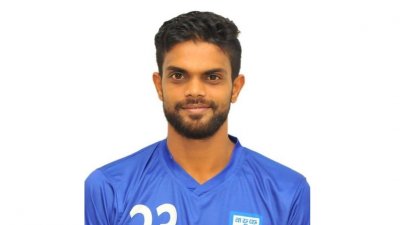 বাংলাদেশ দলের গোলকিপার শহিদুল আলম সোহেল
