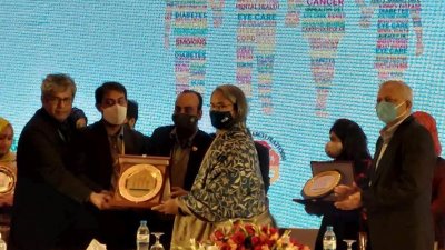 ন্যাশনাল এনসিডি মিডিয়া অ্যাওয়ার্ড পেলো বাংলাদেশ হেলথ রিপোর্টার্স ফোরাম