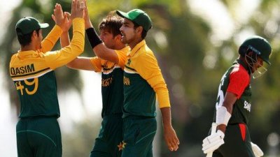 পাকিস্তানের কাছেও হারলো ডিফেন্ডিং চ্যাম্পিয়নরা